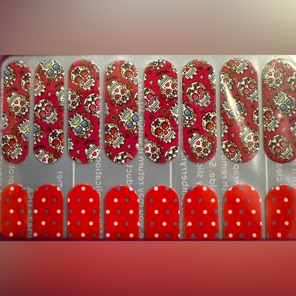 Jamberry Nail Wraps - Dia De Los Ninos (skulls)